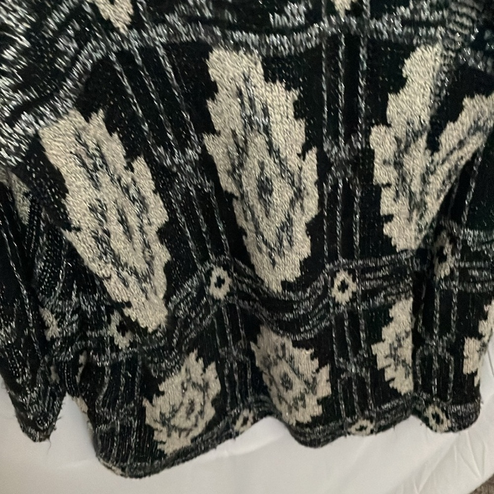 Lucky Brand: Long Geometric pattern Cardigan Sweater- Open- pockets- Heavy- 1X - Picture 9 of 16